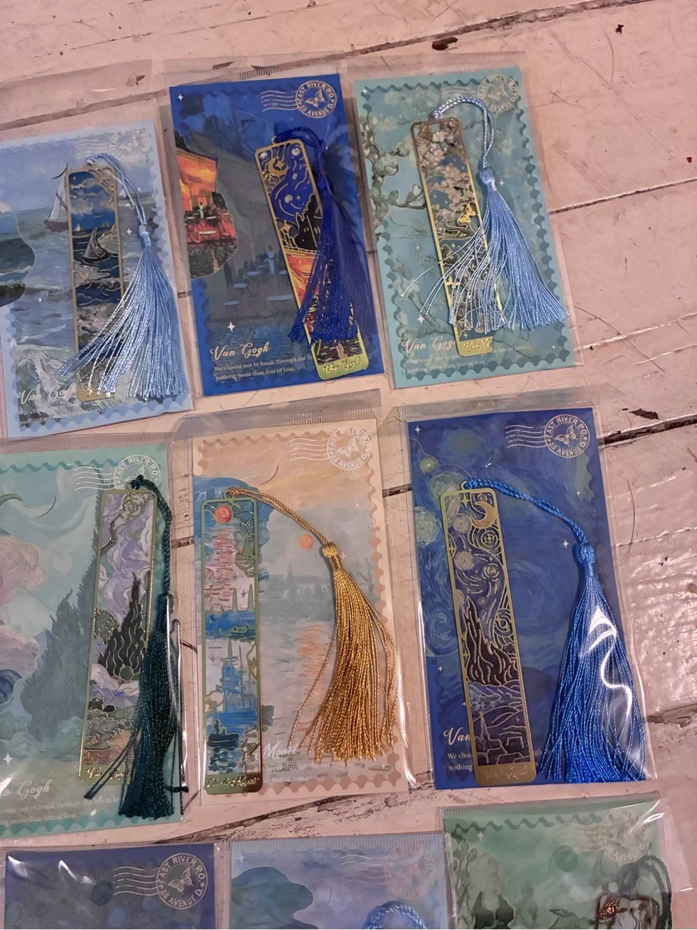 1 Piece Metal Bookmark with Tassel, Golden Hollow Bookmark Oil Painting Theme